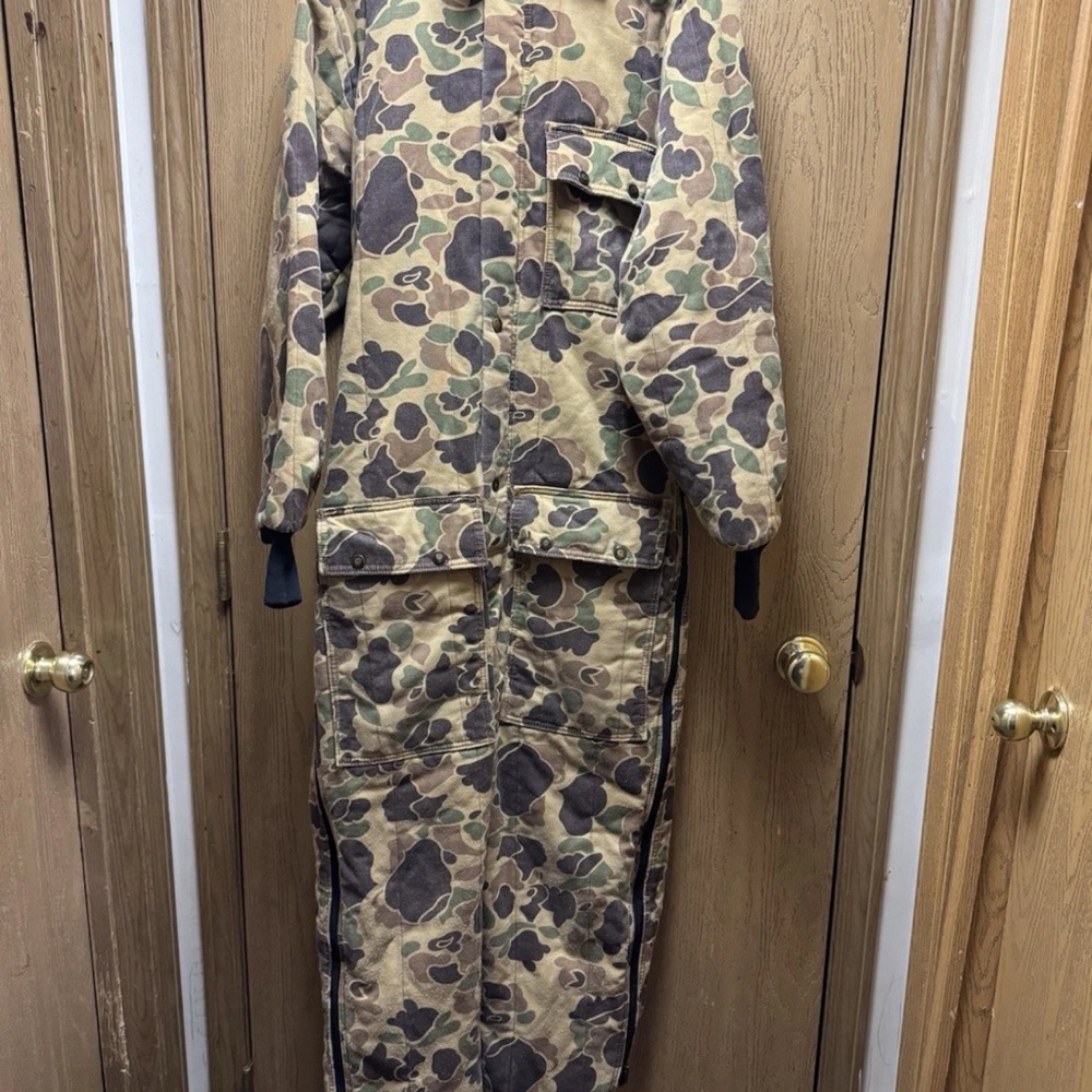 Vtg SafTbak Camouflage Insulated Jim “Catfish” Hunter Coveralls Size Large USA